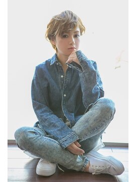 メンズアンドレディース モテナ くせ毛ショート ベージュ系カラー 大人ボブ【モテナ 豊田 浄水】