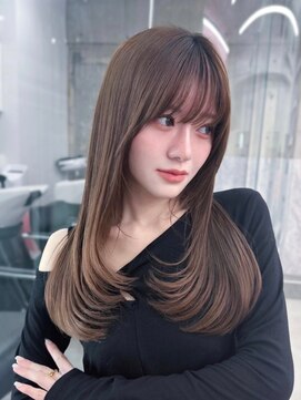 フィヴェント(Fivent) 黒髪韓国小顔レイヤーイメチェン暗めオリーブグレークラゲヘアー