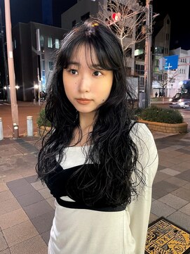 エイミー(amy.) ハッシュカット/パーマ/外ハネボブ/ワイドバング/オン眉