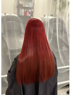 カラ ヘアーサロン(Kala Hair Salon) チェリーレッド/レッド/ブリーチ