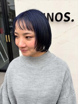 ユーノス(EUNOS.) オン眉ボブ×ダークネイビー