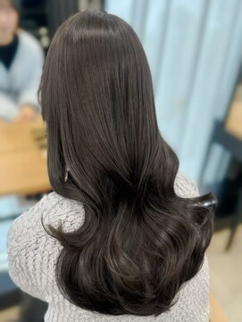 アリュウル 表参道(ALLURE) 透明感グレージュカラー×レイヤーカット○伊藤