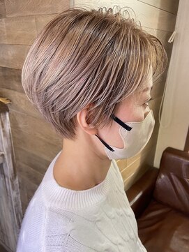 トレヘアー(tRe hair) ショート　ウルフ　ブリーチ　レイヤーカット森田【京都二条】