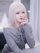 エクラ(ECLAT)&nbsp;ホワイトブロンドカラー