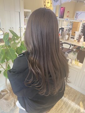 シェリー(Che'ri) 暗めカラー×美髪（山崎）