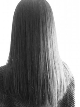 ナチュラル ヘアー サロン シェアロ(Natural Hair Salon Cheallo)の写真/艶さらトリートメントで最高の指通りとうる艶髪を叶えます♪最高の美髪を"Natural Hair Salon Cheallo"で…