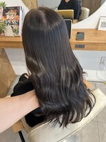 ブーケ(bouquet)&nbsp;透明感たっぷり大人可愛いグレーサファイア