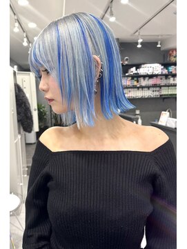 いろあそび 八王子 ホワイトシルバー×ブルー【八王子/ハイトーン/ブリーチ】