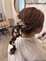 リフ バイ ローバー(Lif by ROVER)&nbsp;ゆるふわ編み下ろし/ヘアセット/ヘアアレンジ/結婚式/卒業式
