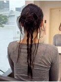 ヘアアレンジ カチモリ お団子 編みおろしツイン 結婚式 二次会