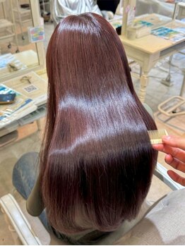 グランド トゥルース 市川店(GRAND TRUTH)の写真/『カット＋髪質改善ストレート￥14300』ダメージを抑えてクセを伸ばししっとりまとまるツヤサラストレート♪