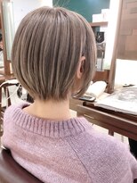 キアラ(Kchiara) 丸みハイトーンベージュショートkchiara福岡天神川野直人