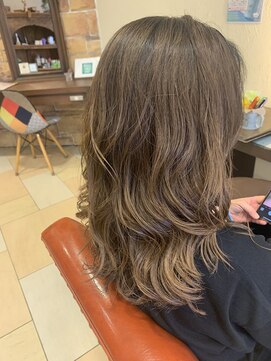 アリーナ 緑が丘店(arena) 大人なグラデーションカラー