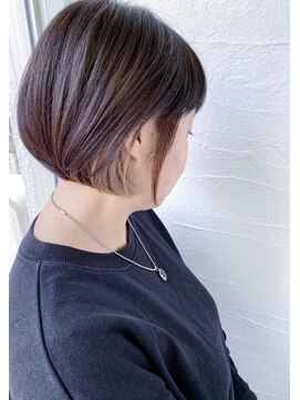 ムーンジェジェ(moon jeje) インナーカラーがオシャレ♪秋冬オススメ ミニボブby柴立吉之助