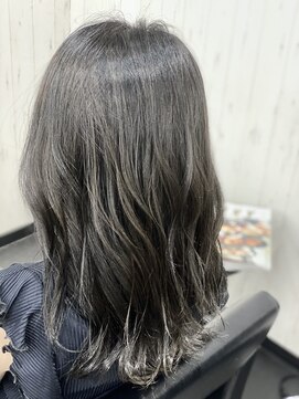 ジル(JiL) セミロング×シルバーアッシュ