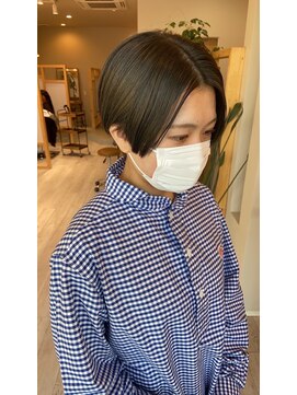 キキ(kiki) ハンサムショート*#ベージュカラー#三重