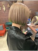 人気のミニボブ×裾ミント&ミルクティーカラー★中村大輔