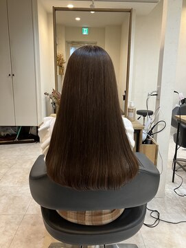 エリス ウメダ(Eliss umeda) ナチュラルストレート