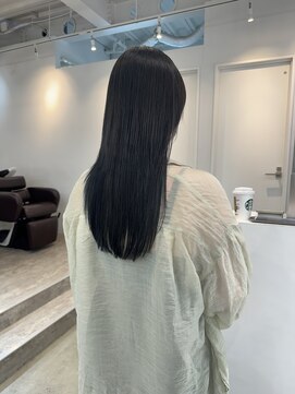 ロカ 表参道(loka) ブルージュ/レイヤーカット[表参道/ブリーチ/ハイライト]Mai