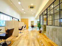 テラスヘア 三条(TERRACEhair)の雰囲気（清潔感と上質な全席半個室空間で癒しのいとときを。）