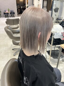 リー 天王寺(Lee) ニュートラルシルバー