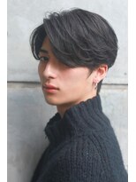黒髪サイドパートナチュラルモテ髪新宿