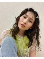 ニーナバイスニップ(Nina by Snip)&nbsp;レイヤー/ゆるパーマ/顔周りレイヤー