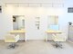 ヘア サロン ヤマシロ(HAIRSALON YAMASHIRO)の写真/白基調のシンプルで4席のみのプライベートサロン♪話しやすいスタイリストがお悩みをなんでも聞きます！