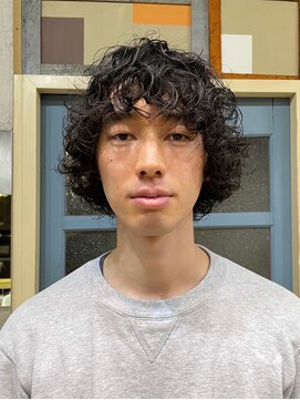 ナループロアオハナ(Nalu pu loa ohana) マッシュウルフくせ毛風パーママッシュパーマウルフパーマ