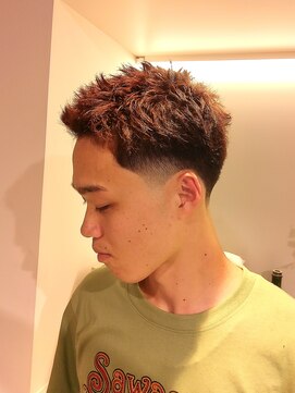 グラッシー(GLASSY) ツイストピンパーマ/スパイキーベリーショート/テーパーフェード