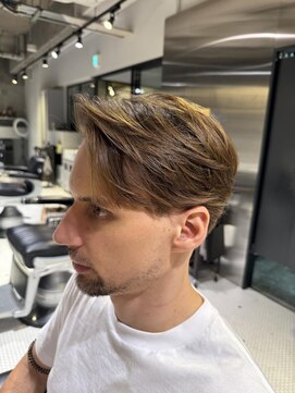 フランクスバーバーザスタンド(Frank’s barber the stand) スペインカール/スパイキーショート/ブルーブラックS