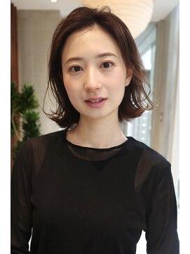 ビュートリアム 南青山(BEAUTRIUM) 外はねボブ前髪なし切りっぱなしボブレイヤーボブ表参道青山30代