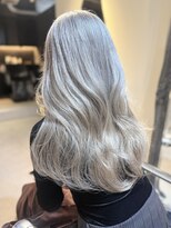 トリア(the tria)&nbsp;KURUMI ホワイトグレージュ