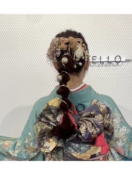 ルネッサンスヘアー ラファエロ(RAFFAELLO) 振袖ヘア　振袖ヘアアレンジ　ポニー編み下ろし　編み下ろしヘア