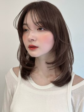 ローネス(LONESS) ワンカールで可愛いレイヤーカットと透明感ベージュ