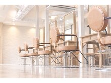 ラフィス ヘアー ヴォーグ 天王寺あべの店(La fith hair vogue)の雰囲気（アットホームな空間でゆったり過ごせます♪）