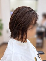 ヒビ(hibi)&nbsp;肩ラインのナチュラルボブ