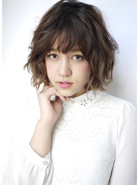 リパブリッシュ バイ ゴズウェルヘア(Republish by Goeswell Hair) 外国人風　ウェービーボブ