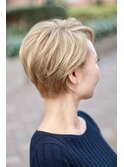 【Augusta hairdesign】外国人風マッシュショート