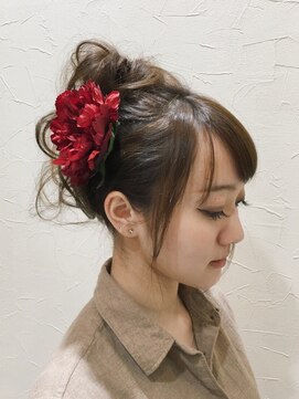 アフロディーテ(Aphrodite) 正統派アップ