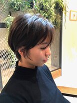 ステイシー(STACY)&nbsp;☆SATCY  耳かけx 前下がりボブxハンサムショートxブルージュ☆