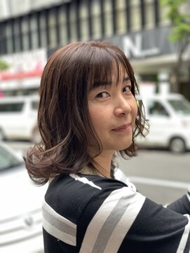 アスイン(asuin) 大人ミディアムスタイル