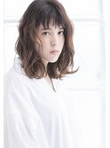 ほつれ感が可愛すぎるフラッフィーボブ