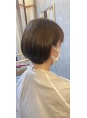 ショートボブ