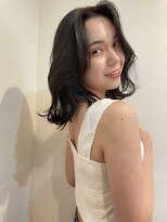 ノラキチジョウジ(NORA KICHIJOJI)&nbsp;くびれミディボブ耳かけレイヤーカット韓国ヘア外ハネ20代30代