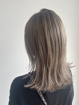 アディクト(Addict) ウルフミディ×シルキーベージュ