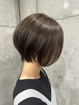 シャワー(SHOWER)&nbsp;オリーブグレージュ、丸みショートボブ、レイヤーボブ【布施】