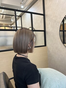 マイルームギンザ 銀座店(my room GINZA) ベージュ グレージュ グレー ブリーチ 銀座 東銀座