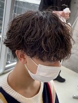 ウニカ デ メン(UN1CA de MEN) 波巻きスパイラルパーマメンズマッシュパーマツイストパーマ