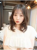 ハイレイヤー/ミディアム・ロング/20代/顔周り/ブラウンベージュ